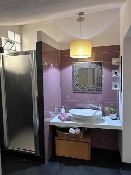 Elegante Appartamento Privato In Palazzo Storico Del XVIII - Pieno Centro 니코시아 외부 사진