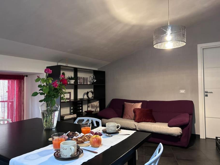 Elegante Appartamento Privato In Palazzo Storico Del XVIII - Pieno Centro 니코시아 외부 사진