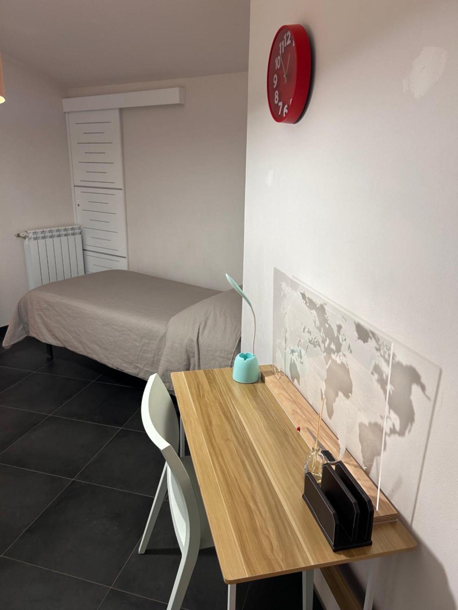 Elegante Appartamento Privato In Palazzo Storico Del XVIII - Pieno Centro 니코시아 외부 사진