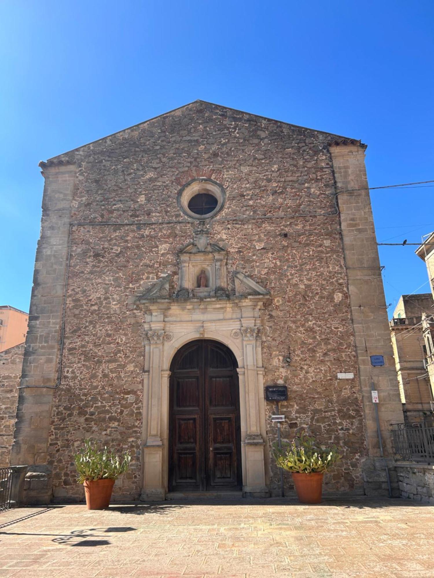 Elegante Appartamento Privato In Palazzo Storico Del XVIII - Pieno Centro 니코시아 외부 사진